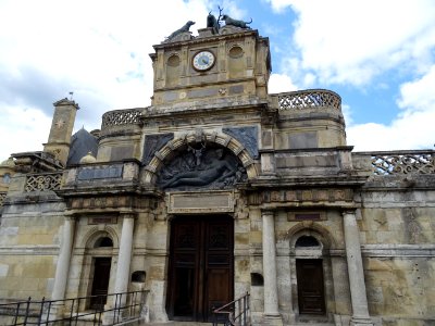 Portique d'entrée du château d'Anet, de style Renaissance,… 