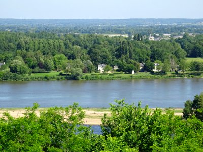 Depuis le point de vue de Candes-St-Martin, vue sur la Loi… 