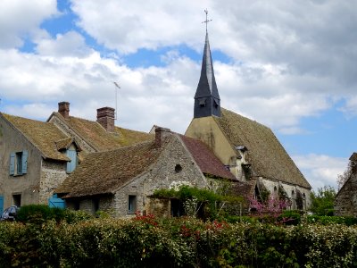Eglise St Pierre, église romane du XIIème siècle, Gressey,… 