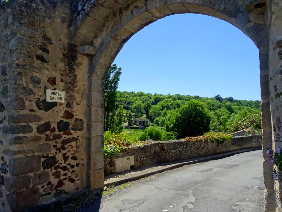Porte Gaudin, Argenton-les-Vallées, Deux-Sèvres 