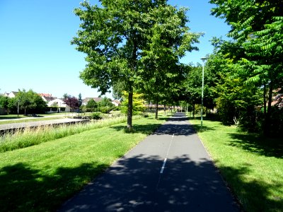 Sur la piste cyclable le long du canal de l'Ourcq, Aulnay-… 