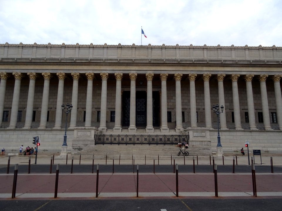 La Cour d'Appel et la Cour d'Assises, Lyon, Rhône 