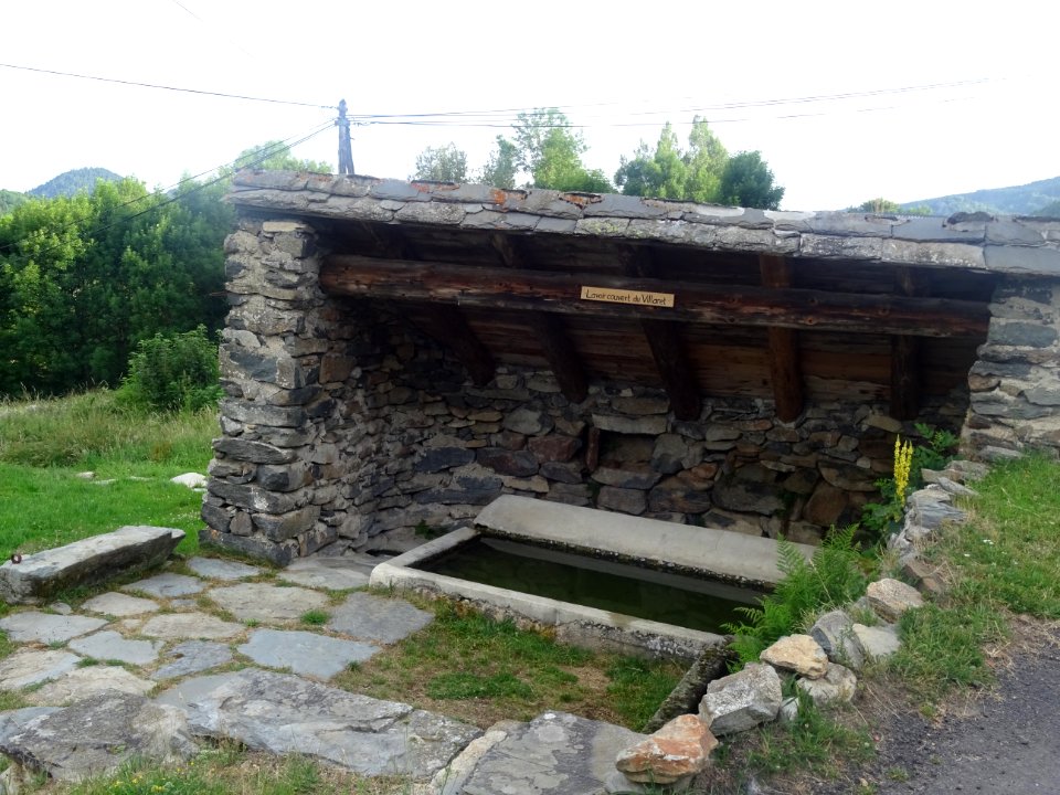 Le lavoir, Le Villaret, près de St-Julien-Chapteuil, Haute… 