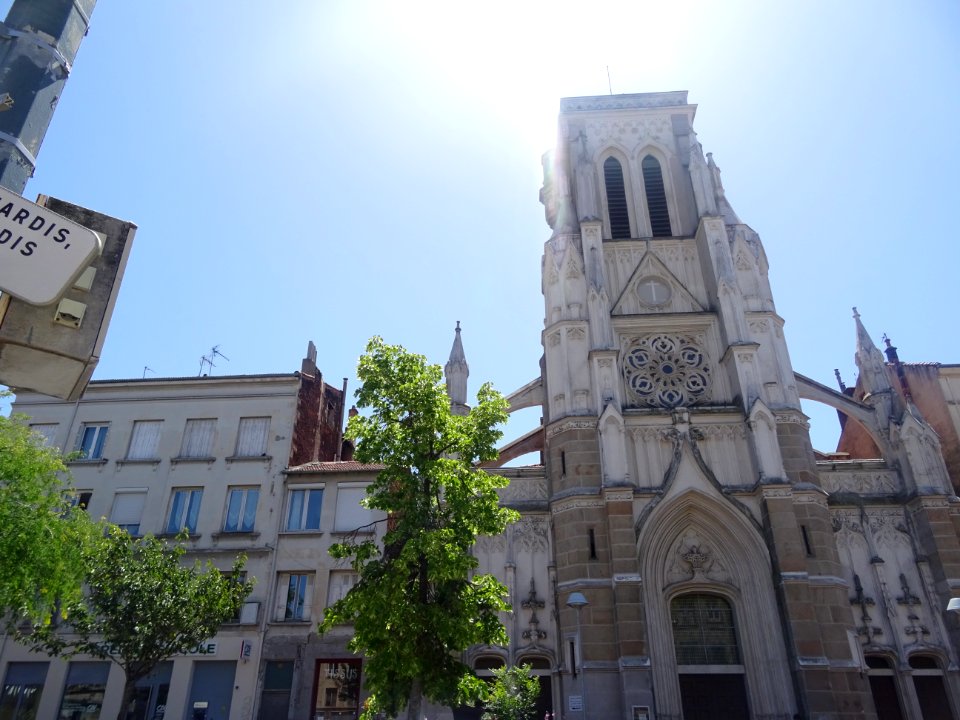 Eglise Saint Benoît, sur la place Saint-Roch, Saint-Etienn… 