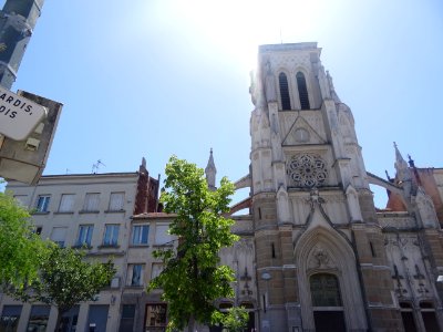 Eglise Saint Benoît, sur la place Saint-Roch, Saint-Etienn… 