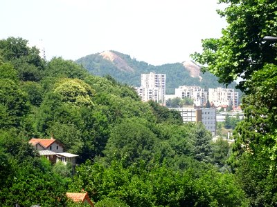Dans la montée vers le Col de la République, vue vers les … 