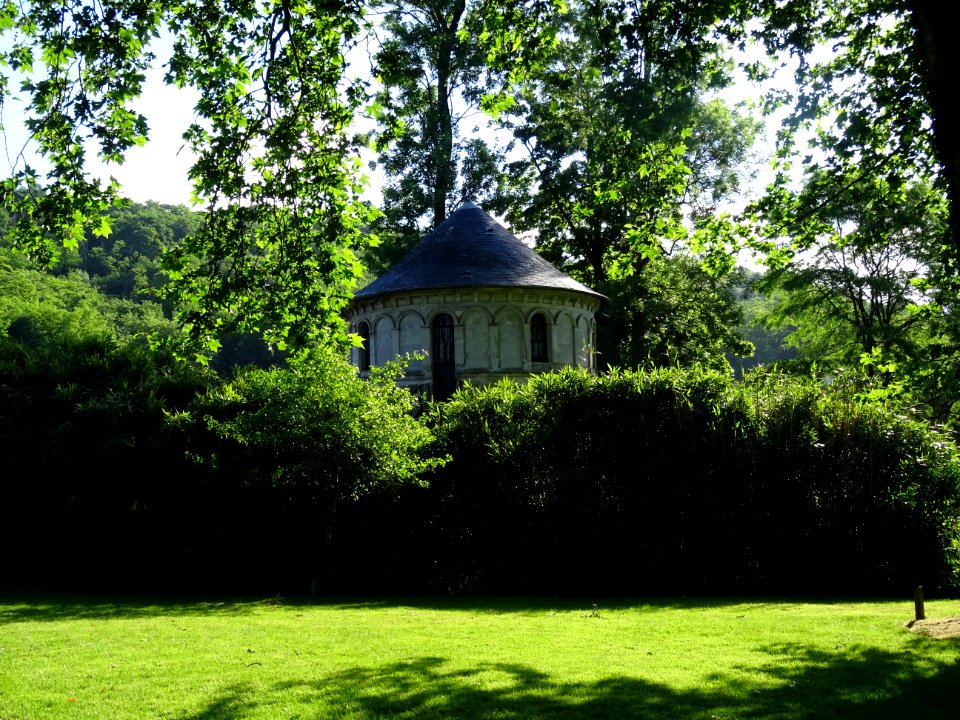 Le parc du lycée Saint-Antoine, Marcoussis, Essonne 