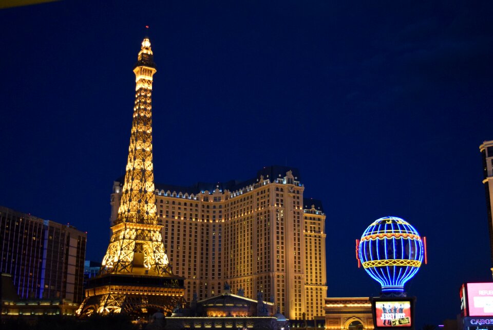 Paris night view hotel