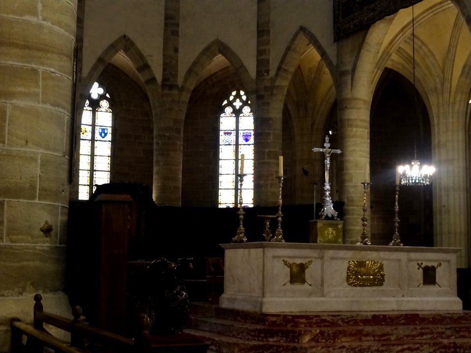 Autel, cathédrale Notre-Dame-et-Saint-Privat, Mende, Lozèr… 