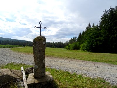 Une croix, Parc Naturel Régional du Haut Languedoc, forêt … 