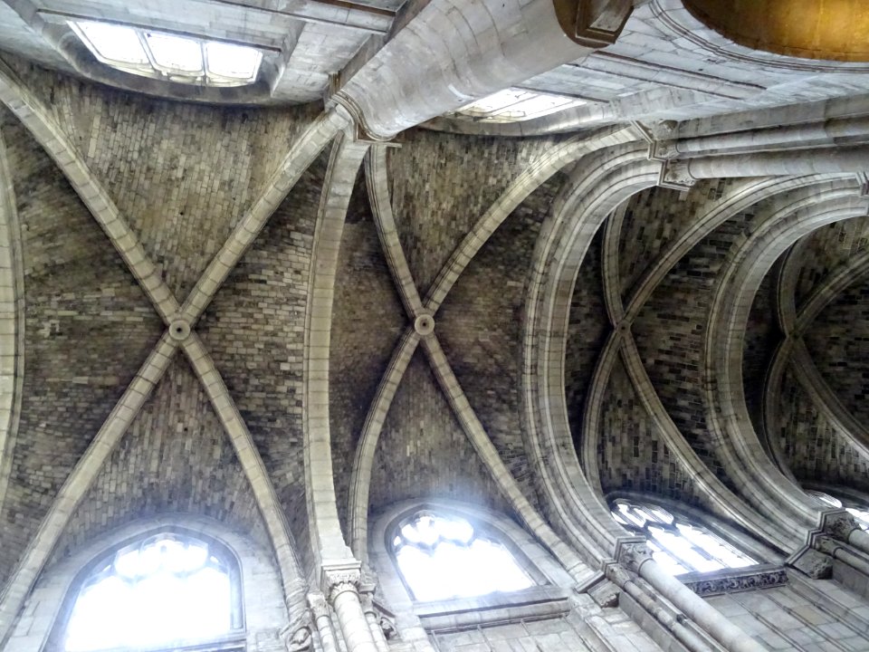Plafond, collégiale Notre-Dame de Poissy, Poissy, Yvelines… 