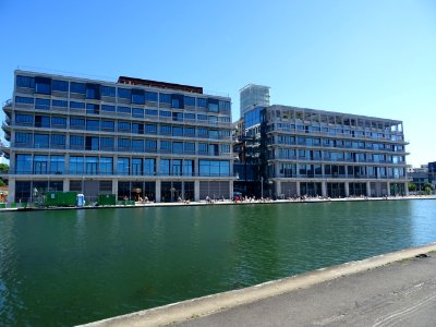 Immeubles vers le Petit Pantin, le long du chemin de Halag… 