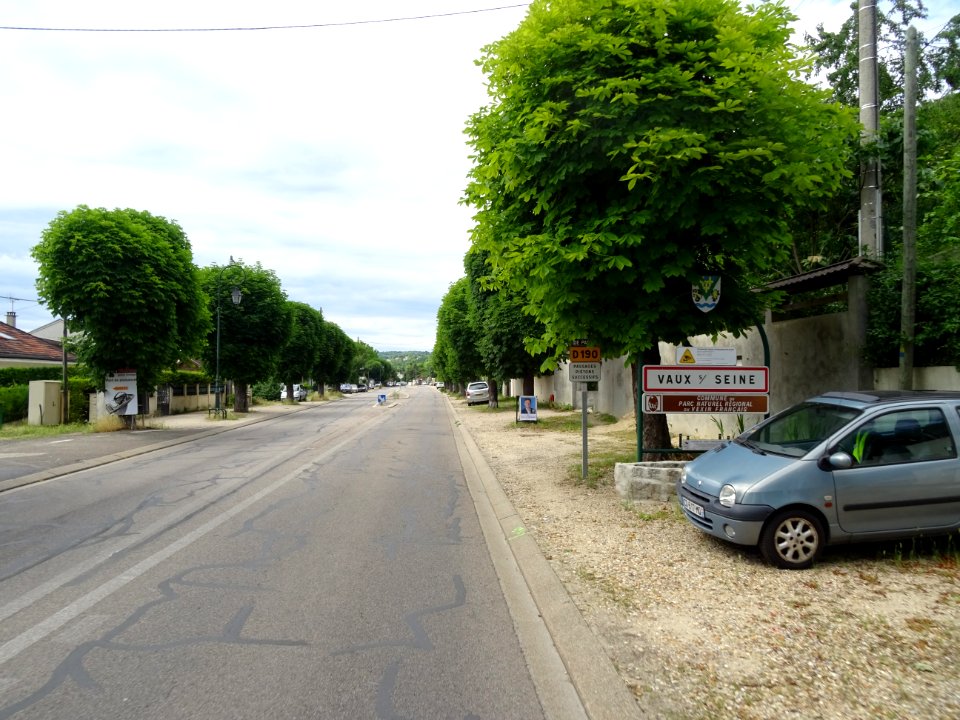 Arrivée à Vaux-sur-Seine, Yvelines 