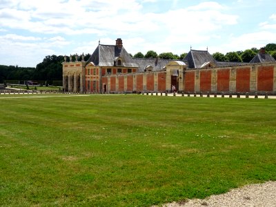 Bâtiments latéraux, Château de Vaux-le-Vicomte, Maincy, Se… 