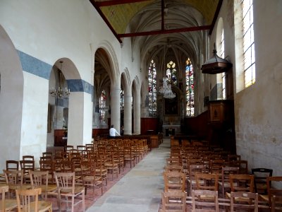 Nef, église Saint-Acceul d'Ecouen, Ecouen, Val-d'Oise 