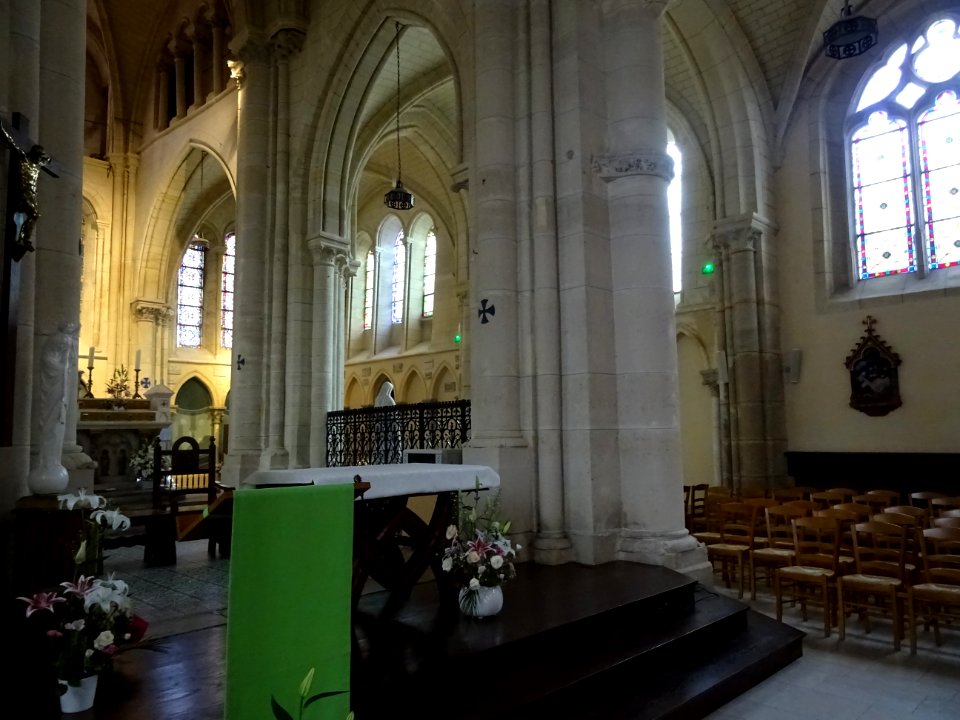 Nef, église Saint-Pierre-et-Saint-Paul, Sarcelles, Val-d'O… 