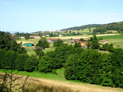 Vue vers Chazelles-sur-Lyon, Loire 