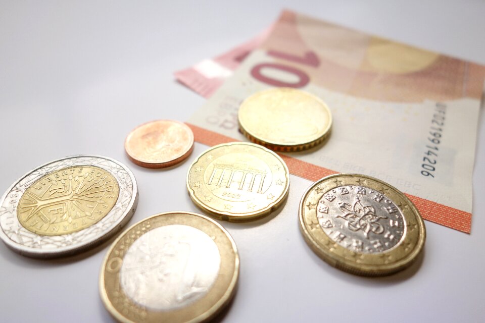Currency money under