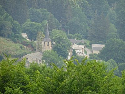 Villelongue et son église, commune de Nages, Tarn 