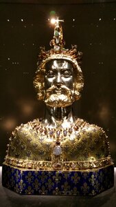 Charlemagne gold gold mask