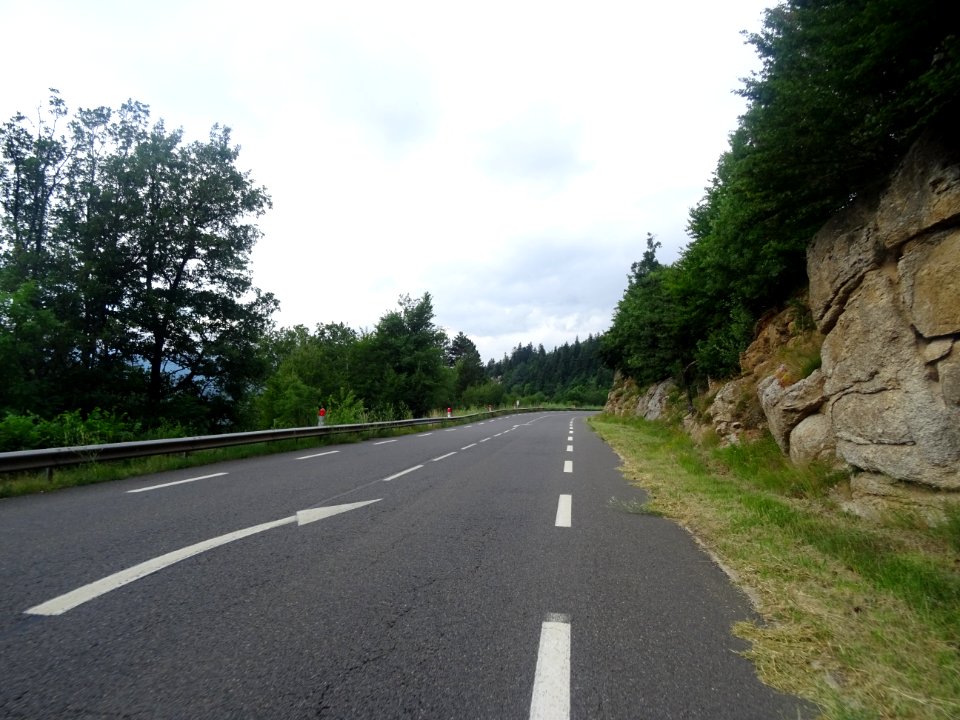 Grande descente vers Badaroux et Mende, Lozère 