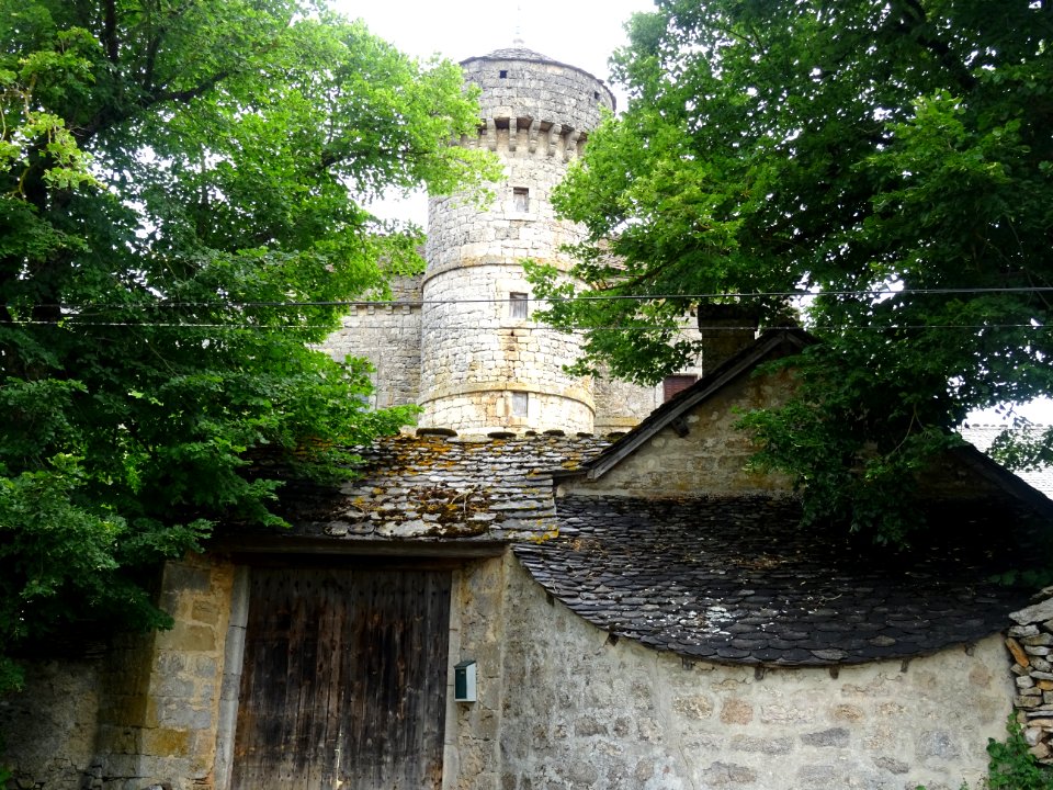 Ferme fortifiée du Choizal, sur le Causse de Sauveterre, L… 