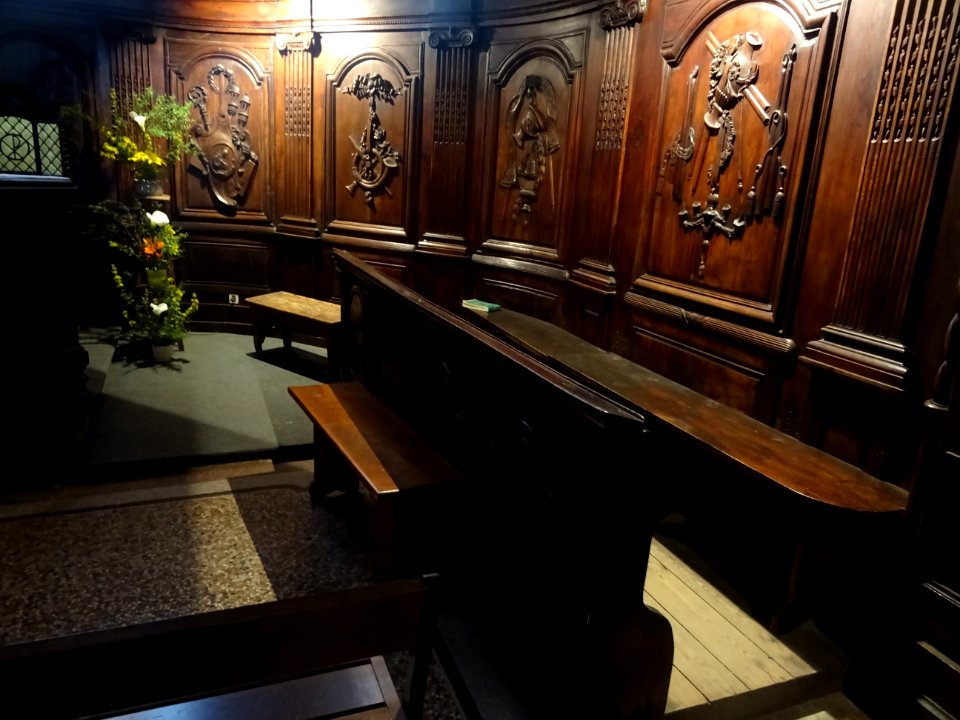 Détail des sculptures en bois, église Saint-Martin, Tence,… 