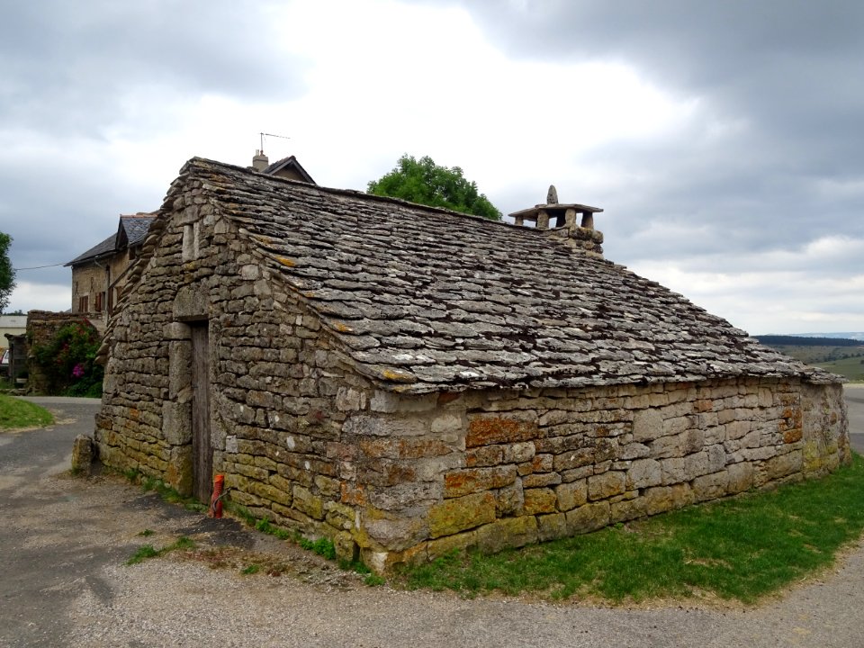 Village de Sauveterre, sur le Causse de Sauveterre, Lozère… 