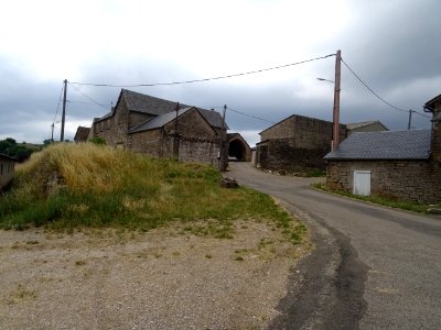 Village de Sauveterre, sur le Causse de Sauveterre, Lozère… 