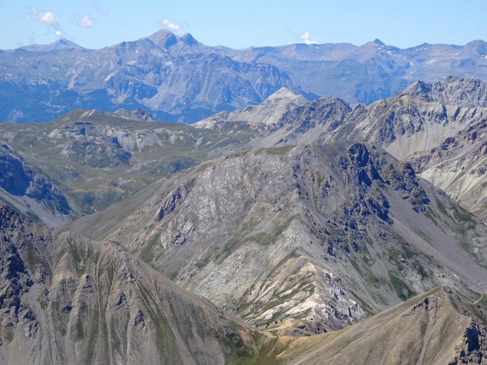 Vue vers la Tête de Vautisse, dans le creux tout en bas, l… 