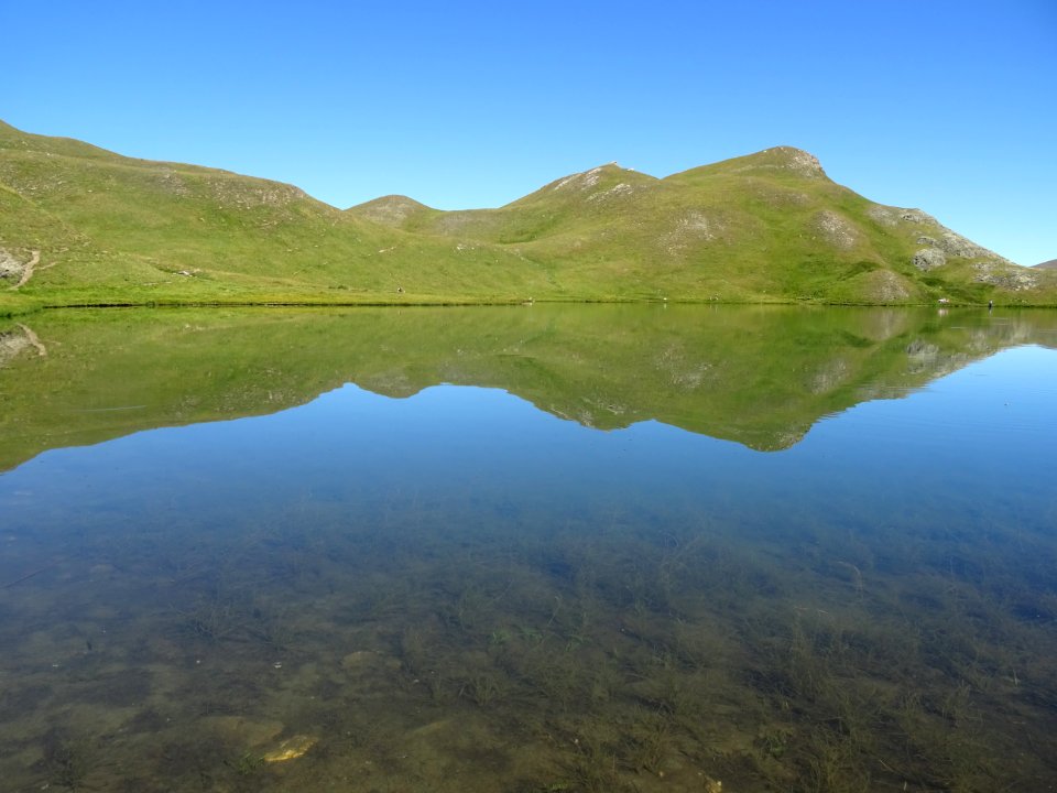 Reflets dans le lac des Cordes 