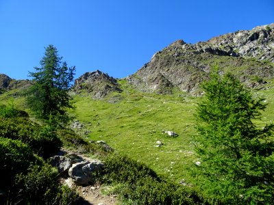 Montée dans le Vallon Gras pour atteindre le verrou sous l… 