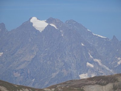 Le Mont Pelvoux et la face Sud de la Barre des Ecrins 