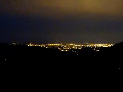 Jeudi soir avant de me coucher, vue sur la mégalopole lyon… 