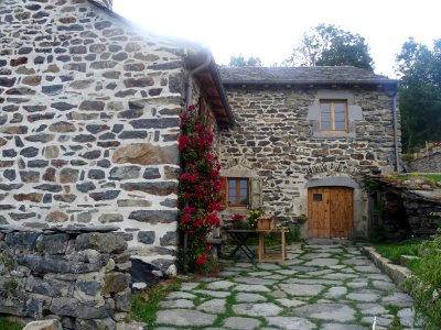 Le Villaret, près de St-Julien-Chapteuil, Haute-Loire 
