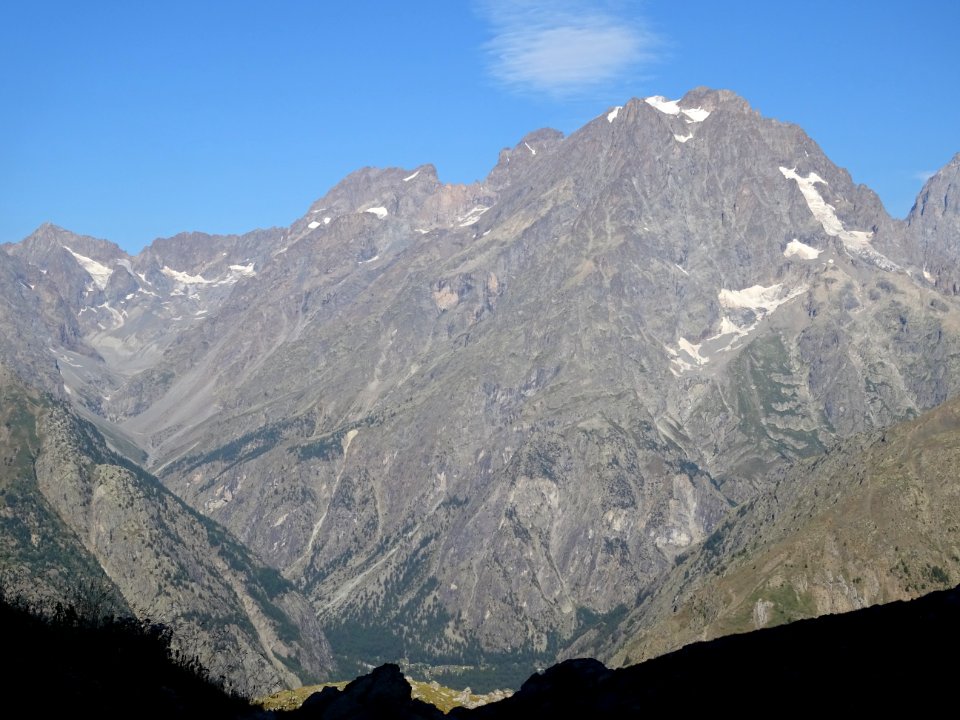 Le vallon de Celse Nière et le Mont Pelvoux 