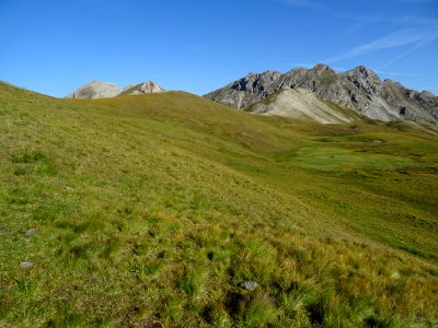 Légère remontée à flanc, sur la Crête des Terres Blanches 