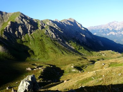 Le vallon du torrent de la Pisse et la cabane du Néal 