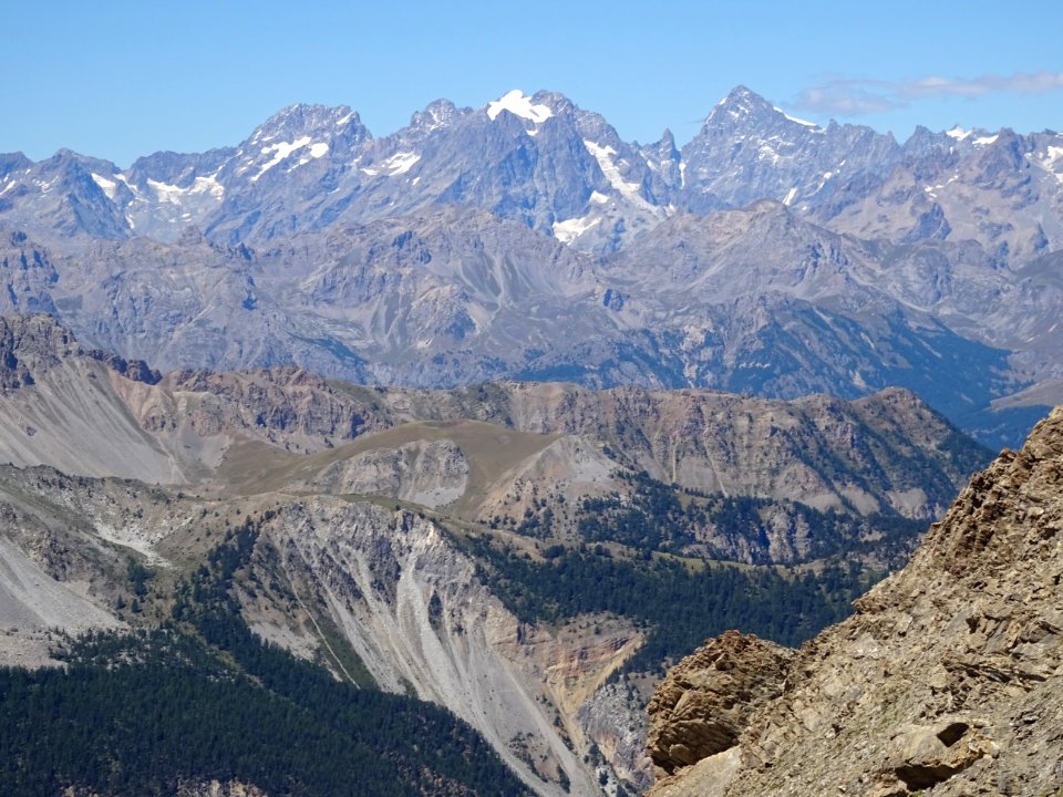 Les Ailefroides, le Pic sans Nom, le Mont Pelvoux, le Fifr… 