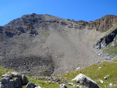 Sous le grand pierrier qui descend de la Turge de la Suffi… 