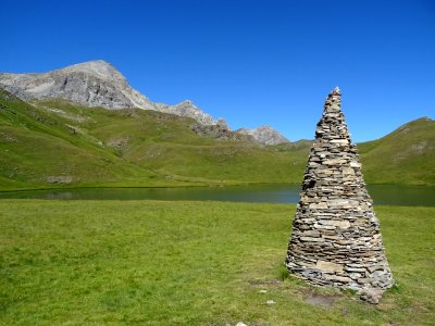 Cairn au lac des Cordes 