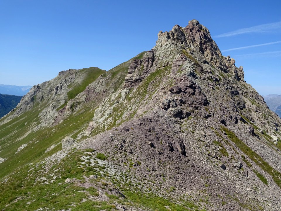 Sur la crête des Esparges Fines, arrivée au 2ème point bas… 