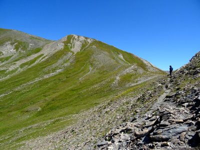 Arrivée par une sente presque horizontale au Col des Marsa… photo