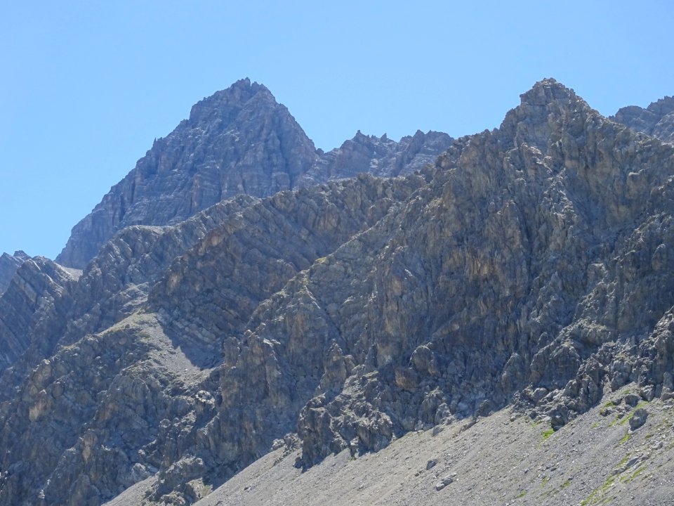 Au zoom, le Pic de Rochebrune 