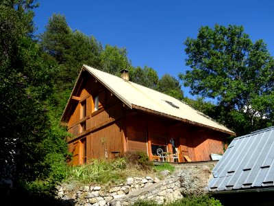 Chalet derrière la petite chapelle, le Petit Parcher 