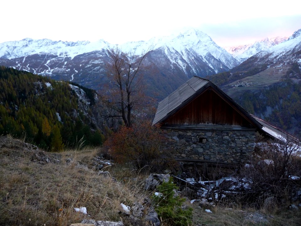 Chalet d'alpage, vers Coul d'Aval 