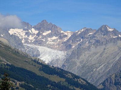 Le Pic de Neige Cordier et le Glacier Blanc 