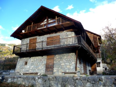 Chalet entre Vallouise et la route du vallon de Chambran 