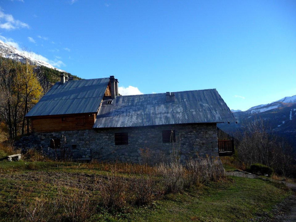 Chalet entre Vallouise et la route du vallon de Chambran 