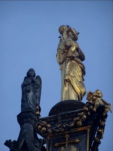 Vierge dorée, réalisée en 1541 par Nicolas Quesnel, au som… 